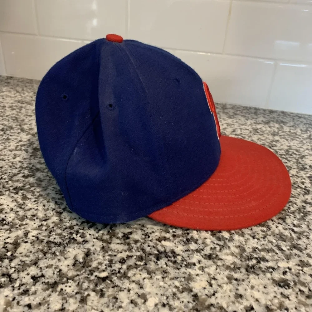 Vintage Philadelphia Phillies Hat Cap Fitted Mens 6 7/8 Blue Red New Era USA